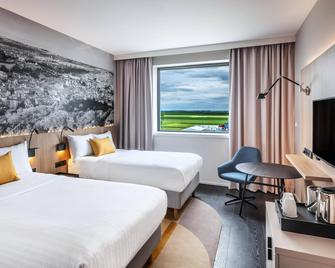 Courtyard by Marriott Prague Airport - Praha (Prague) - Phòng ngủ