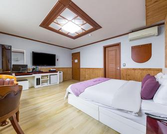 Mokpo Sunshine Hotel - Mokpo - Habitación