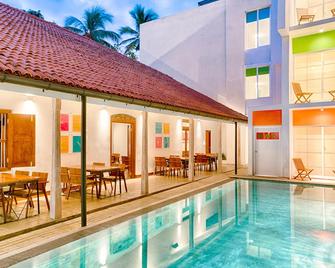 Hotel J, Unawatuna - Unawatuna - Piscina