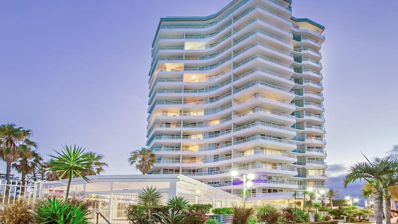 19th Avenue On The Beach