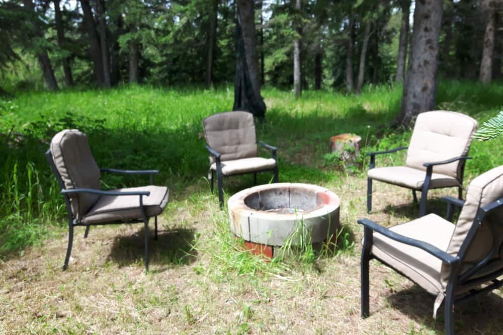 Log cabin on the James River in Alberta - Sundre - Patio