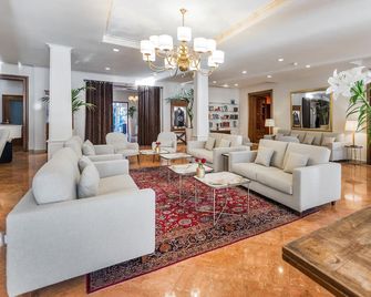 Parkhotel Delta, Wellbeing Resort - Ascona - Lounge