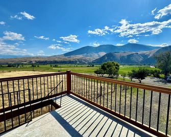 Big Views in Salmon, ID - close to town and Goldbug Hotsprings - Salmon - Balcony