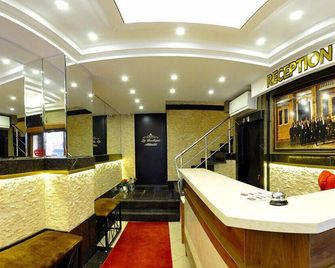 아틀란틱 부티크 호텔 - 테키르다그 - 프론트 데스크