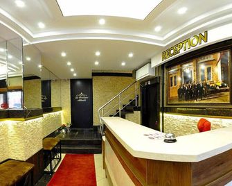 La Boutique Atlantik Hotel - Tekirdag - Front desk