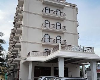 Nagarathar Nest - Tharangambadi - Edificio