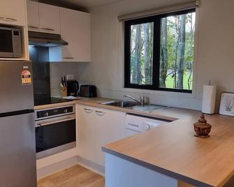 Wonderland - New Plymouth - Kitchen