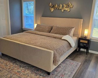 Cozy Home Sleeps 6 3 bed 2 bath off I-10 - Mobile - Chambre