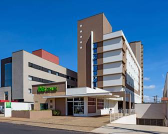 ibis styles Ribeirão Preto Braz Olaia - Ribeirão Preto - Building
