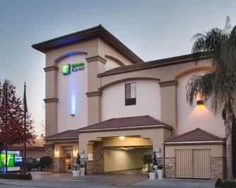 Holiday Inn Express Redwood City-Central - Redwood City - Bygning