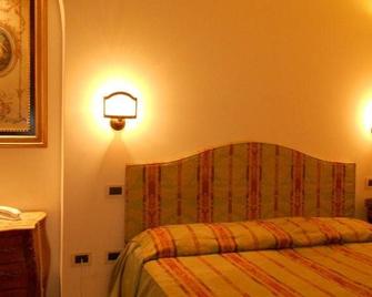 Al Teatro - Livorno - Habitación