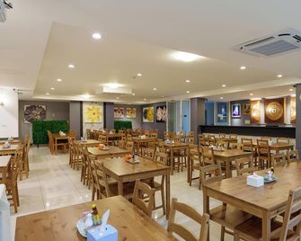 Prom Ratchada Hotel - Bangkok - Restaurant