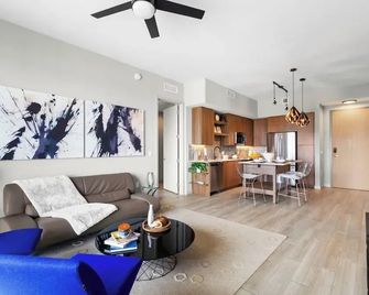 Chic Ft Lauderdale 2br | Pool + Nightlife - Fort Lauderdale