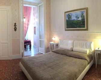 Monfort Club B&B - Campobasso - Habitación