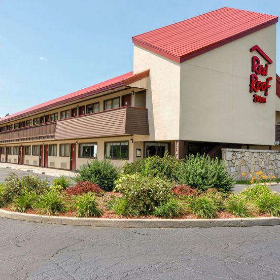 Red Roof Inn Kalamazoo East - Expo Center image 1