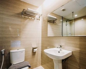 Ib23 Inn Boutique Hotel - Bandung - Bathroom