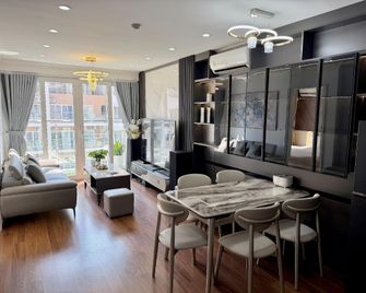 HaLong Luxury Apartment Chuỗi Căn hộ 2 3 5 Phòng Ngủ - Ha Long - Habitación