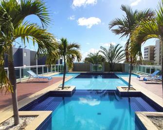 Jtr | Ar Na Sala, Localização Privilegiada+piscina - Maceió - Piscina