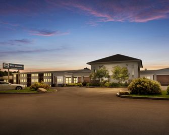 Best Western University Inn - Canton - Edificio