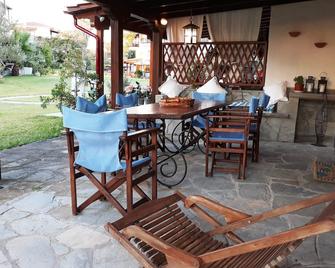 House No Longer Available - Skala Fourkas - Patio
