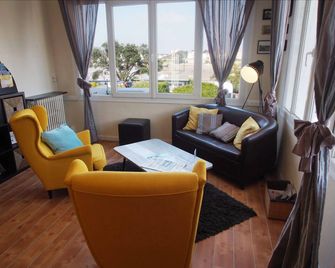 Hôtel Belle Vue - Royan - Obývací pokoj
