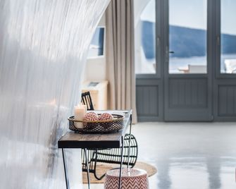 Maregio Suites - Oia