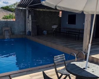 House in the Valley of Dreams Dam - Carlópolis - Piscina