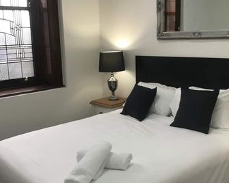 Crown Cbd Hotel - Oil Friendly Price - Bendigo - Schlafzimmer