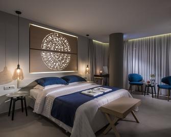 Lavris City Suites - Heraklion - Bedroom