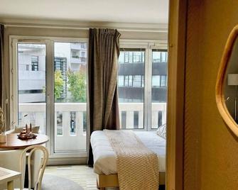 Paris Porte de Versailles Cosy Lodge 1 Appart hôtel parking wifi 4 pers - Issy-les-Moulineaux
