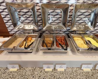 Holiday Inn Express & Suites Pittsburgh West - Green Tree By IHG - Pittsburgh - Buffet