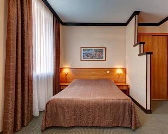 Hotel Sibir - Barnaul - Bedroom