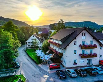 Hotel Schwörer - Titisee-Neustadt