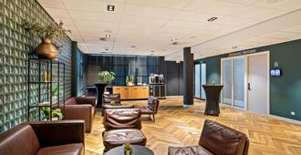 Corendon Urban Amsterdam Schiphol Airport Hotel - Badhoevedorp - Lounge