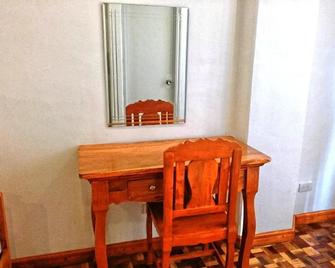 Heritage Inn Poro - Poro - Eetruimte