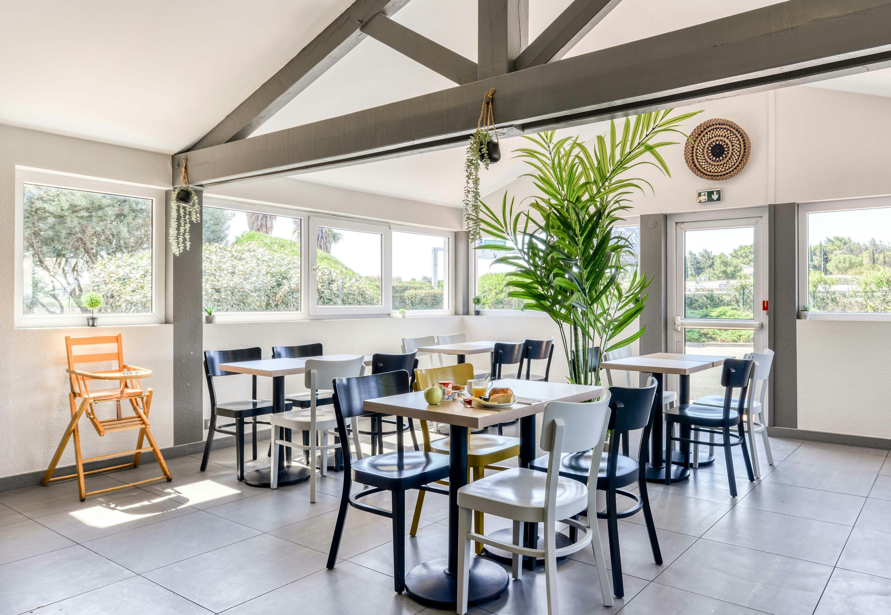 B&B HOTEL Narbonne (1) - נארבון - מסעדה