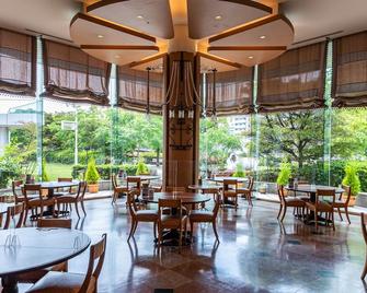 Hiroshima City Bunka Koryu Kaikan - Hiroshima - Restaurant