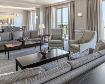 The Westin Savannah Harbor Golf Resort & Spa - Savannah - Living room