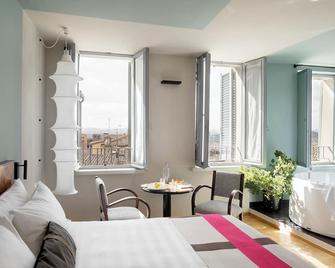 Hotel Priori Secret Garden - פרוג'ה - חדר שינה