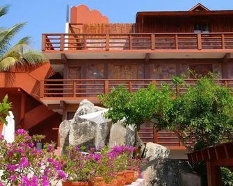 Paradise Lagoon Hotel - El Coacoyul