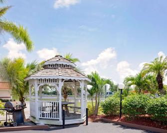 Knights Inn Port Charlotte - Port Charlotte - Property amenity