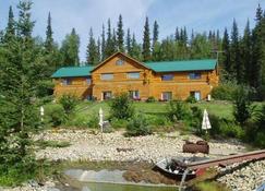 A Taste of Alaska Lodge - Fairbanks - Gebäude