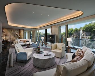 Intercontinental Shanghai Wonderland By IHG - Shanghai - Living room