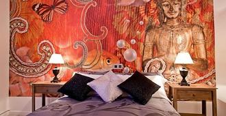 Hostal Foster - Madrid - Bedroom