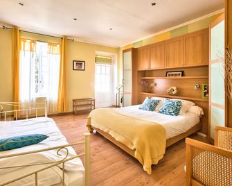 House 15 people in the Perche with swimming pool, pool table, jacuzzi, petanque - Senonches - Habitación