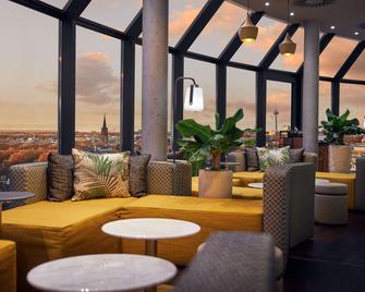 Wasserturm Hotel Cologne, Curio Collection by Hilton - Cologne - Lounge