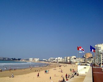 T2 Renove Avec Balcon, Parking Couvert, Animaux Admis - Fr-1-92-583 - Les Sables-d’Olonne - Strand