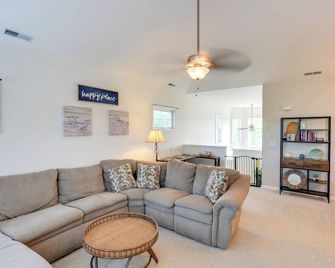 4 Mi to Beach Lewes Townhome with Ping-Pong Table - Lewes - Wohnzimmer
