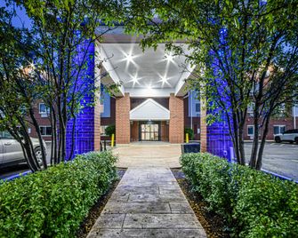 Holiday Inn Express Chicago Nw-Vernon Hills By IHG - Vernon Hills - Edificio