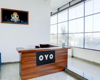 Hotel O The Sky Heaven - Mainpuri - Front desk